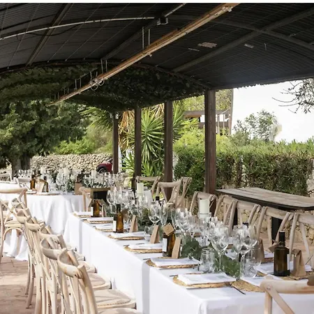 Masia Cal Simo - Casa Rural Con Piscina, Cerca De Sitges, Para Celebraciones Y Eventos Canyelles (Catalonia)